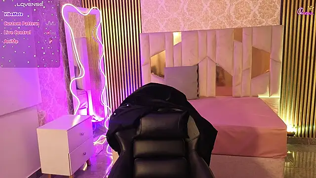 Ixchel tay online show from March 24, 2026, 3:44 am