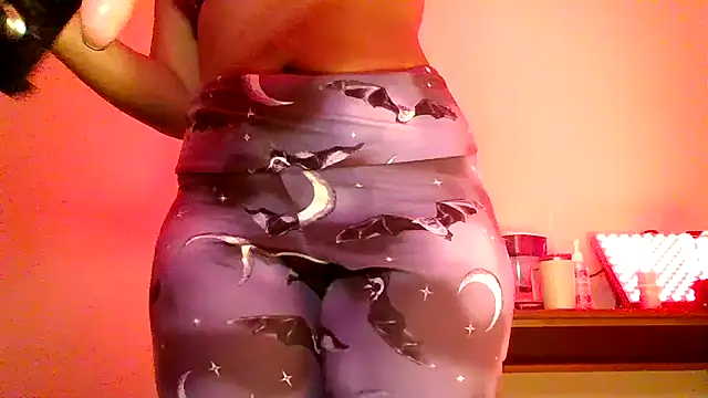 bellacagyal online show from November 7, 2025, 4:34 am