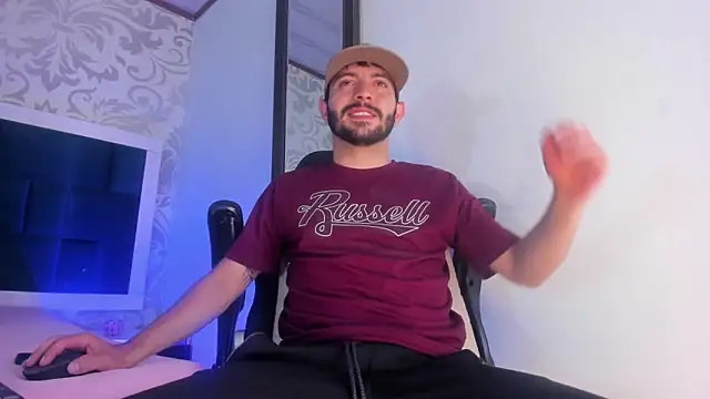 VynnyBlacke  online show from April 21, 2026, 1:50 pm