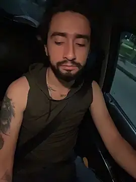 maximusdominus26 online show from November 11, 2025, 6:46 am