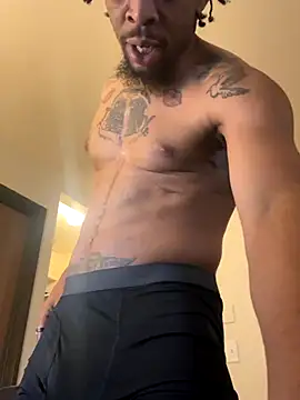 thefreakscomeoutatnight online show from December 2, 2025, 9:10 pm