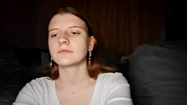 LynteriLain online show from October 24, 2025, 10:39 pm