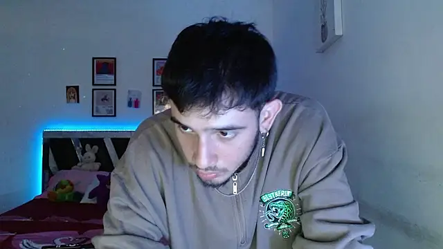 Sebasxxl12 online show from February 25, 2026, 10:08 pm