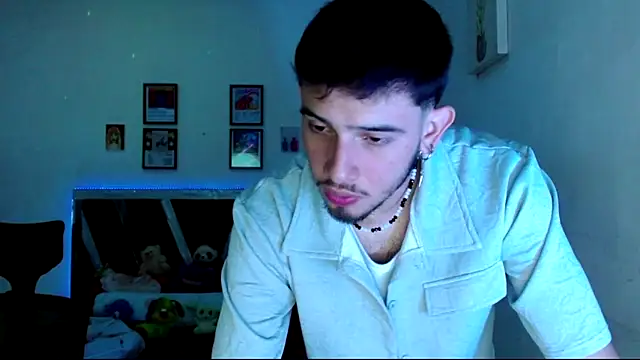 Sebasxxl12 online show from May 23, 2026, 2:06 am