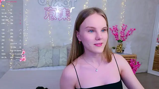 Lili Lohan online show from April 10, 2026, 5:01 am