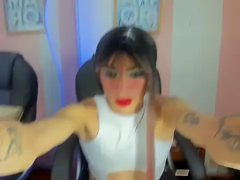 Mila Leon online show from November 8, 2025, 1:39 am