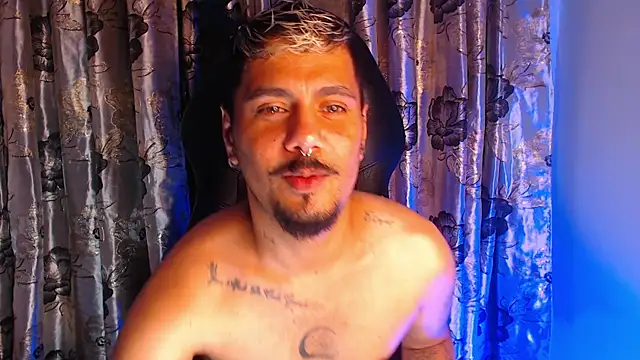 GSUS PATRICK online show from October 26, 2025, 3:45 am