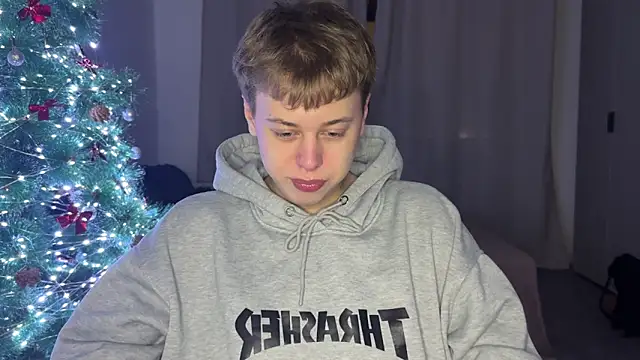  bee boy  online show from December 2, 2025, 3:29 pm