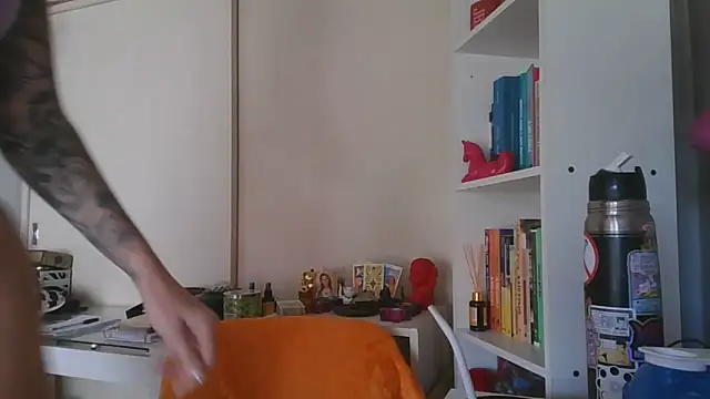 dandanbarr online show from April 23, 2026, 4:20 pm