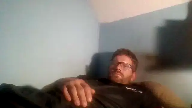 bigdickdaddy6911 online show from October 29, 2025, 3:20 am