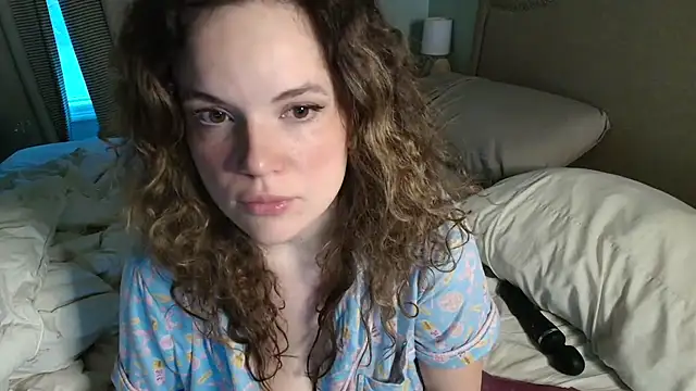 ClaireZX online show from October 9, 2025, 12:14 pm
