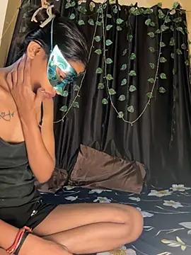 JustIndianlovers online show from June 12, 2026, 11:42 am