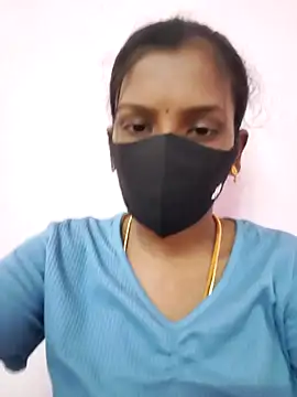 Tamil Monika online show from November 6, 2025, 7:42 am