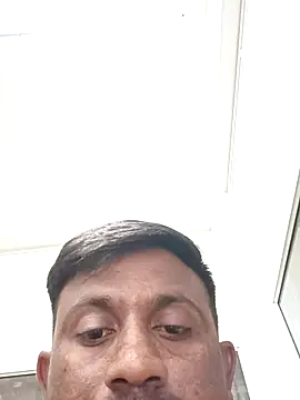 SlipperyRebound0 online show from October 29, 2025, 5:25 pm