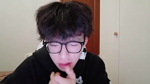 hangzi-0011 online show from November 26, 2025, 12:39 pm