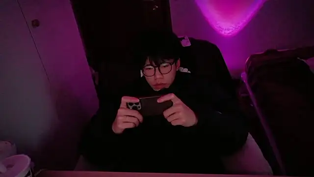 Snapshot of hangzi-0011 chatting on January 18, 2026, 9:57 am hangzi-0011 online show from January 18, 2026, 9:57 am