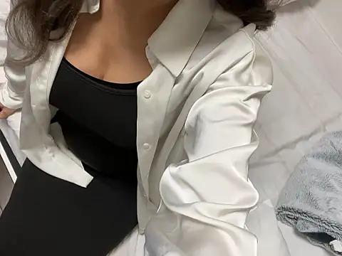 Toriyufu online show from April 7, 2026, 9:04 pm