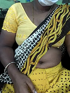 Snapshot of Tamilselviroja- chatting on October 23, 2025, 4:17 pm Tamilselviroja- online show from October 23, 2025, 4:17 pm