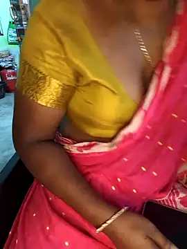 Snapshot of Tamilselviroja- chatting on November 15, 2025, 3:52 pm Tamilselviroja- online show from November 15, 2025, 3:52 pm