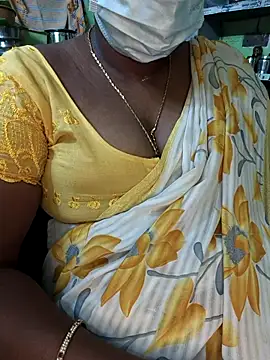 Snapshot of Tamilselviroja- chatting on December 3, 2025, 2:15 pm Tamilselviroja- online show from December 3, 2025, 2:15 pm