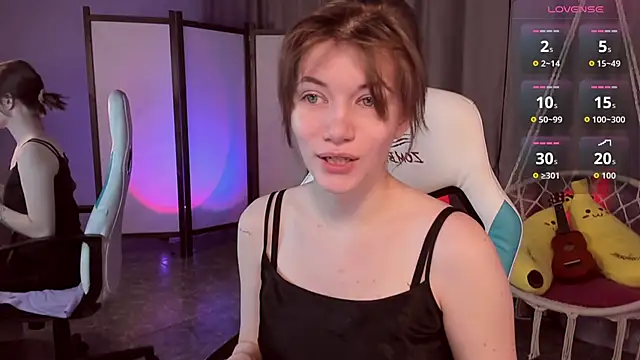 CathyAdams online show from October 23, 2025, 4:01 am