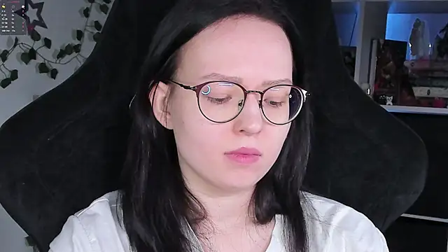 power robynn online show from November 15, 2025, 4:36 pm