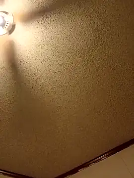 Snapshot of Mochalatte21 chatting on March 4, 2026, 6:19 am Mochalatte21 online show from March 4, 2026, 6:19 am