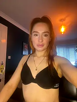 Cherry-L-28 online show from October 7, 2025, 12:57 pm