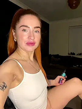 Cherry-L-28 online show from November 22, 2025, 9:47 pm