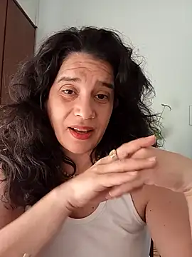 MoritaSalvaj online show from October 31, 2025, 1:45 pm