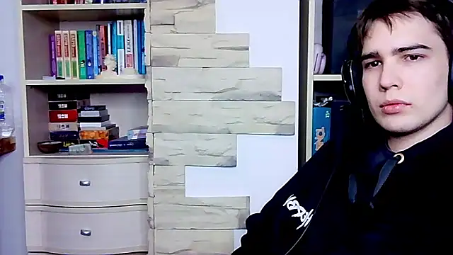 Snapshot of _Chris_Next_Door_ chatting on October 6, 2025, 2:14 pm  Chris Next Door  online show from October 6, 2025, 2:14 pm