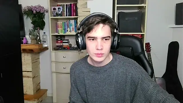 Snapshot of _Chris_Next_Door_ chatting on October 29, 2025, 3:58 pm  Chris Next Door  online show from October 29, 2025, 3:58 pm