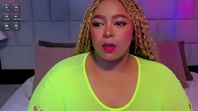 Snapshot of Fenty_melo chatting on October 26, 2025, 3:34 am Fenty melo online show from October 26, 2025, 3:34 am