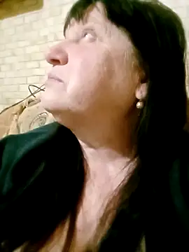 Apeesynka55211 online show from February 28, 2026, 6:53 pm