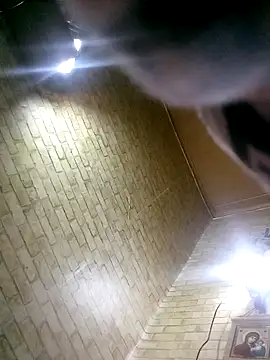 Apeesynka55211 online show from April 5, 2026, 10:51 pm