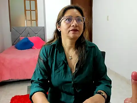 Snapshot of scarlett_mystic chatting on October 10, 2025, 1:54 pm scarlett mystic online show from October 10, 2025, 1:54 pm