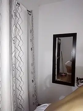 Valery Margie online show from November 5, 2025, 6:13 am