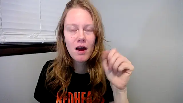 naughtyfox89 online show from January 7, 2026, 2:03 am