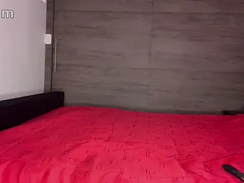 strongManLatino online show from April 15, 2026, 5:09 pm