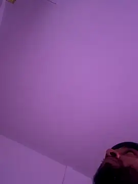 UrfavDilf69 online show from November 17, 2025, 11:16 am