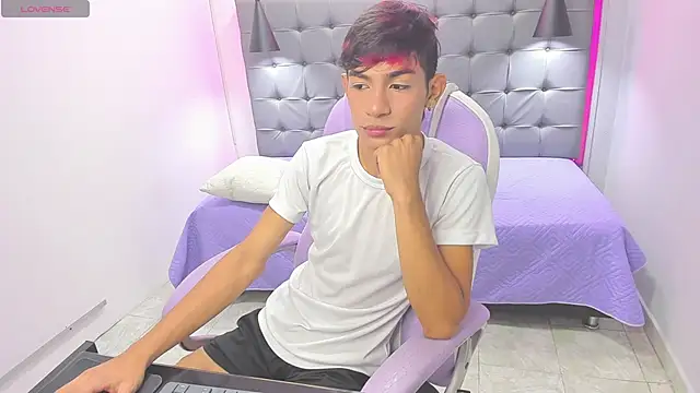 cherub  online show from November 23, 2025, 12:27 pm