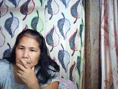 milagrose rose online show from October 4, 2025, 8:34 am