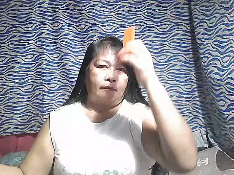 joy cute online show from October 24, 2025, 11:12 pm