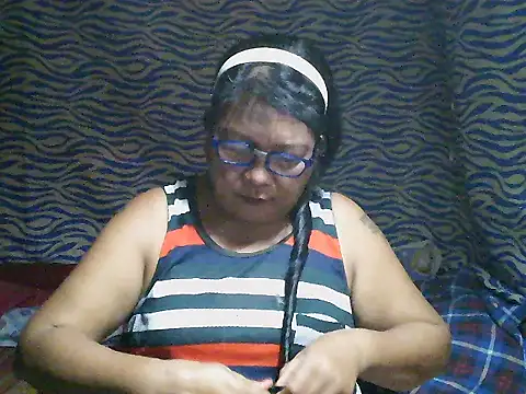 joy cute online show from November 1, 2025, 7:32 am