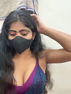 sexy-riya43 online show from November 13, 2025, 4:17 pm
