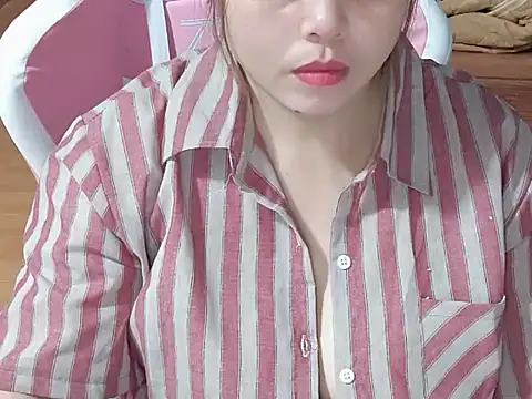 Snapshot of Sunna104 chatting on January 18, 2026, 11:14 am Sunna104 online show from January 18, 2026, 11:14 am