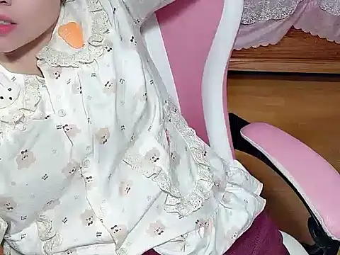 Snapshot of Sunna104 chatting on February 11, 2026, 11:04 am Sunna104 online show from February 11, 2026, 11:04 am