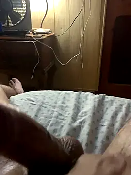 Snapshot of -bunny06 chatting on October 6, 2025, 2:36 pm -bunny06 online show from October 6, 2025, 2:36 pm