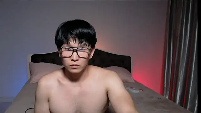 KaiChicken online show from October 24, 2025, 7:43 pm