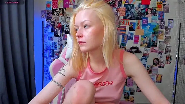 Snapshot of Callista_a chatting on October 26, 2025, 11:05 am Callista a online show from October 26, 2025, 11:05 am